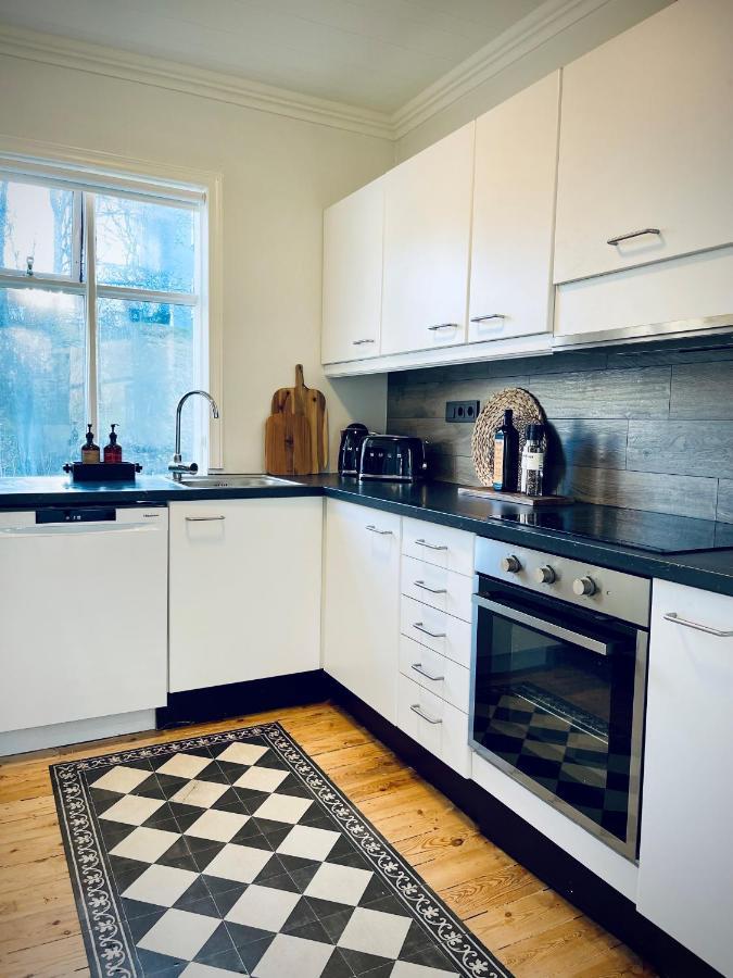 Day Dream Central Akureyri Three Bedroom Apt ภายนอก รูปภาพ